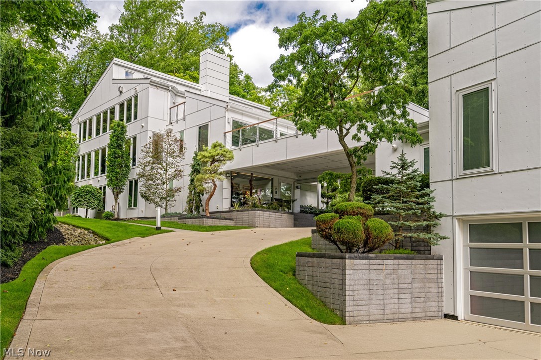 3660 Chagrin River Road