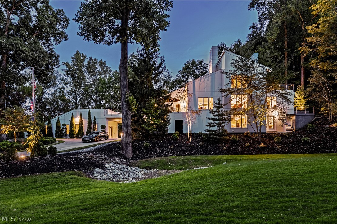 3660 Chagrin River Road