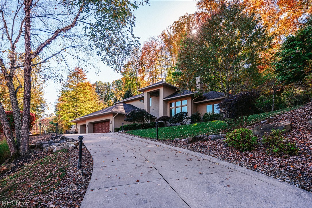 1040 Riverwoods Drive