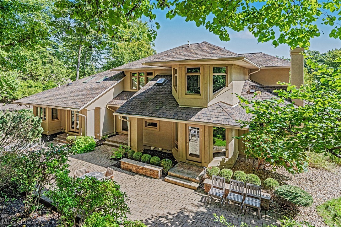 1040 Riverwoods Drive