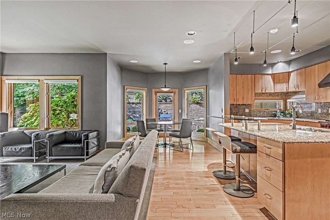 1040 Riverwoods Drive