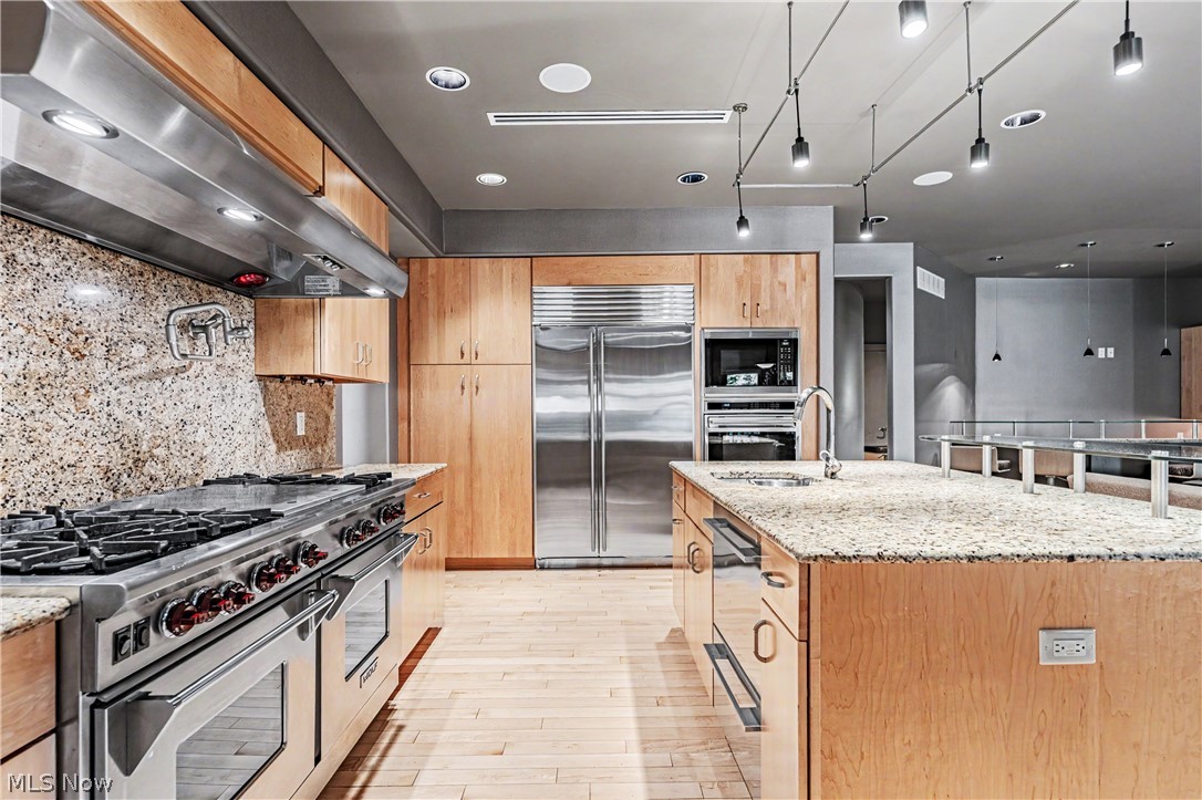 1040 Riverwoods Drive