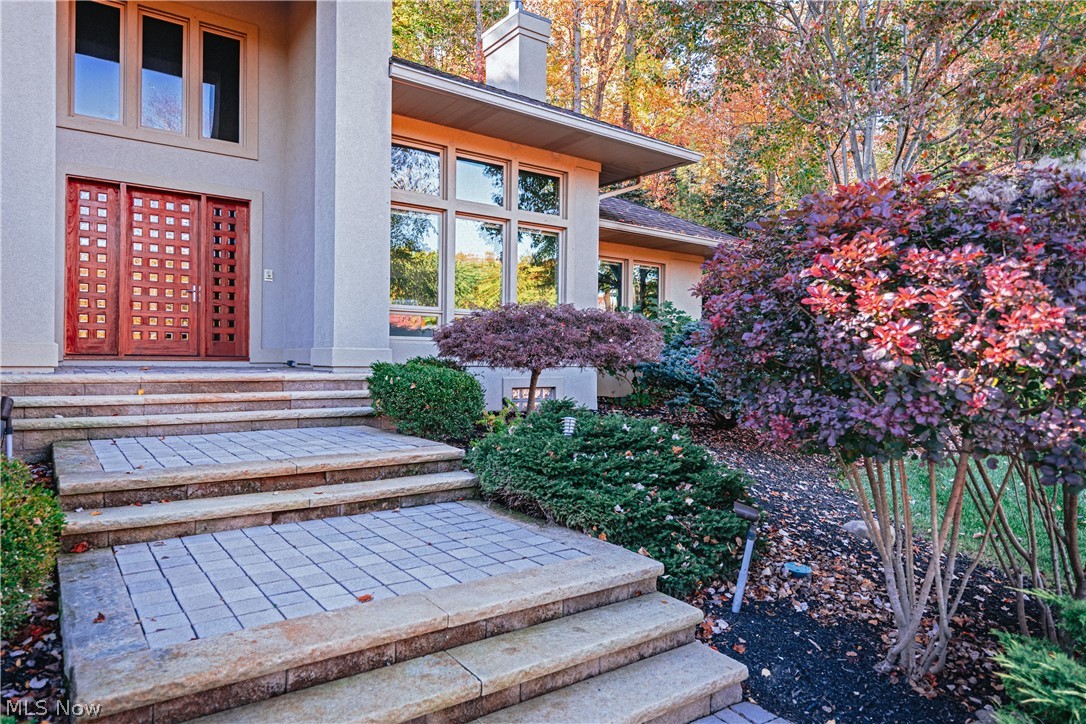 1040 Riverwoods Drive