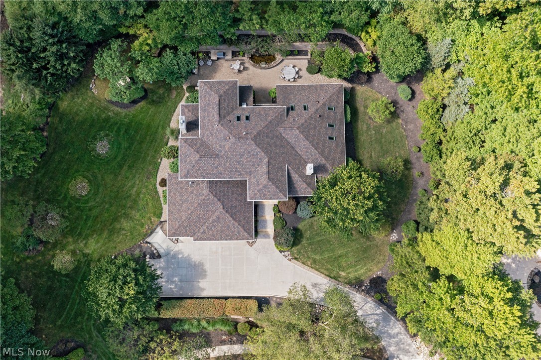 1040 Riverwoods Drive