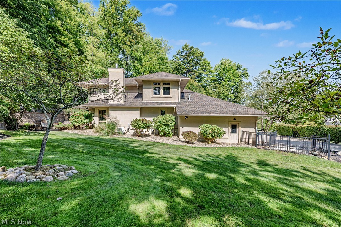 1040 Riverwoods Drive