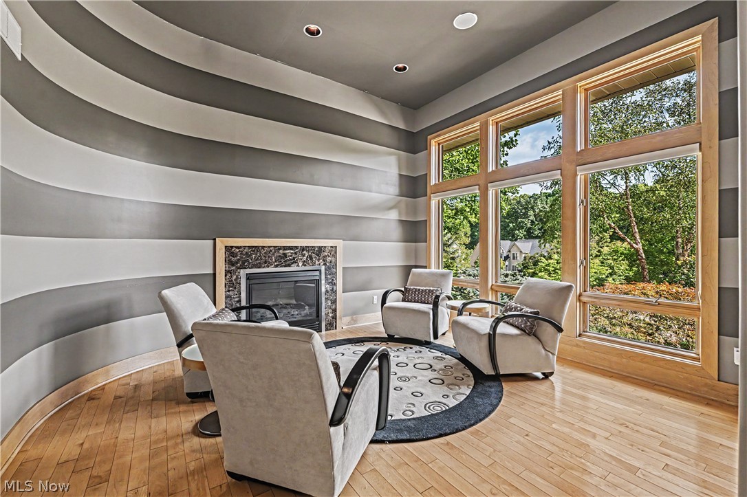 1040 Riverwoods Drive