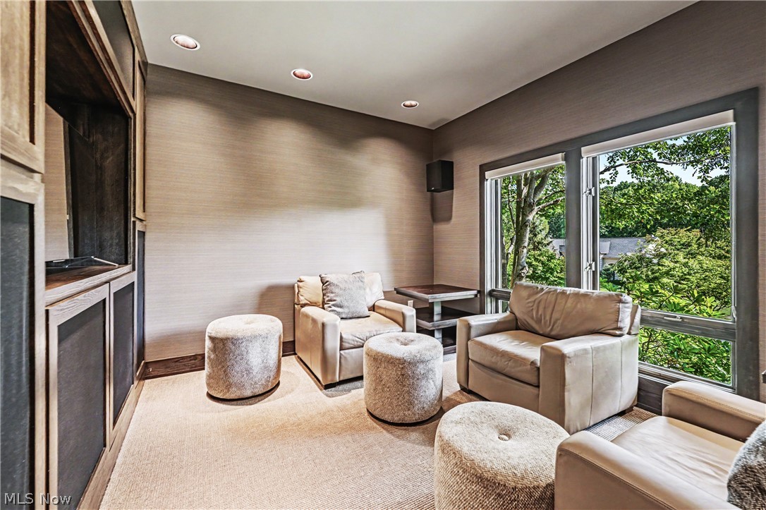 1040 Riverwoods Drive
