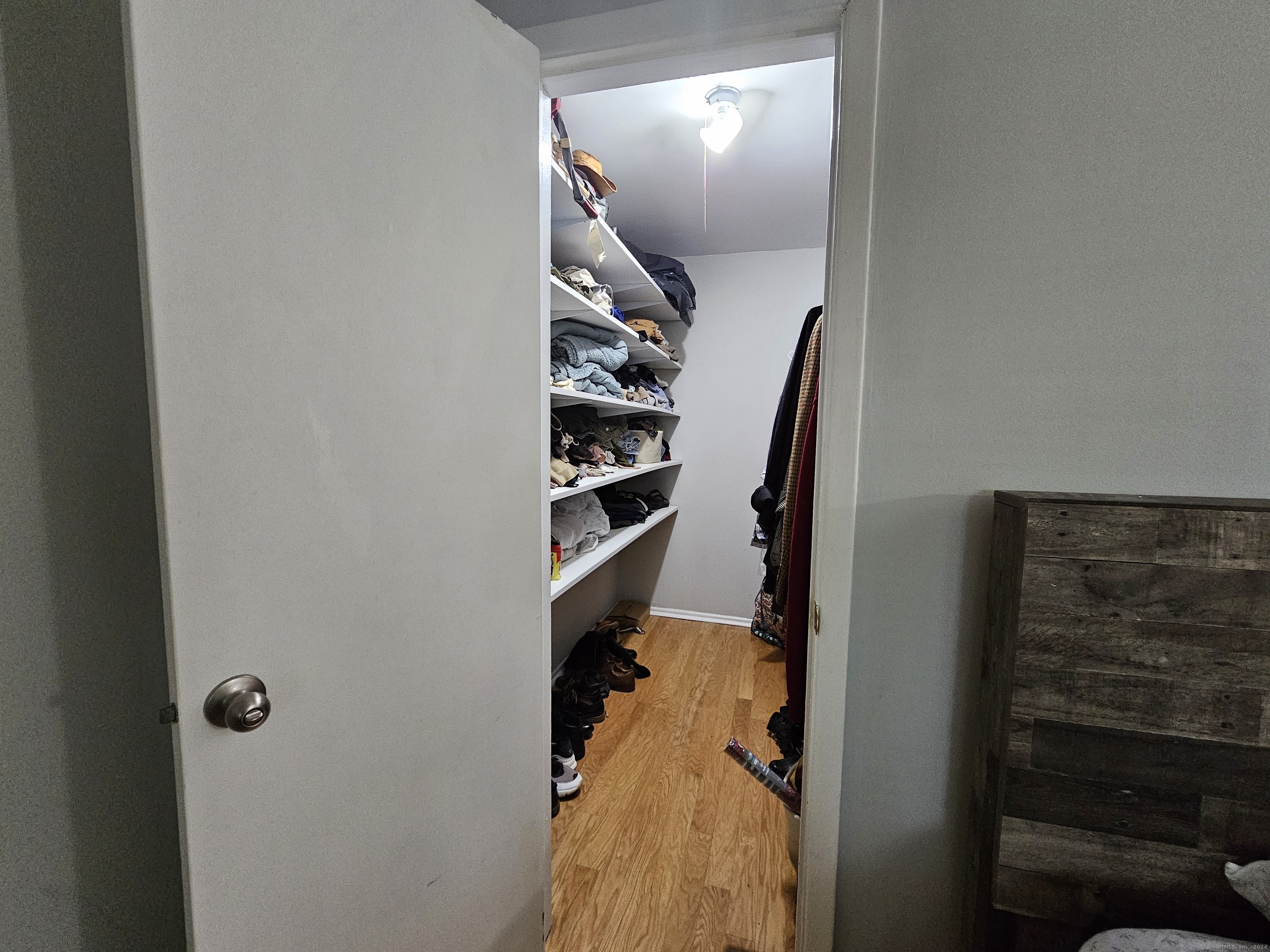 333 Vincellette Street 23