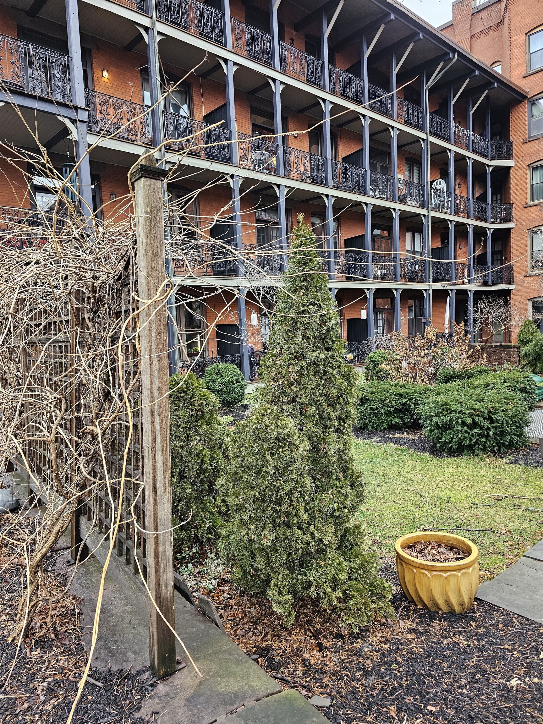 1 Linden Place APT 306