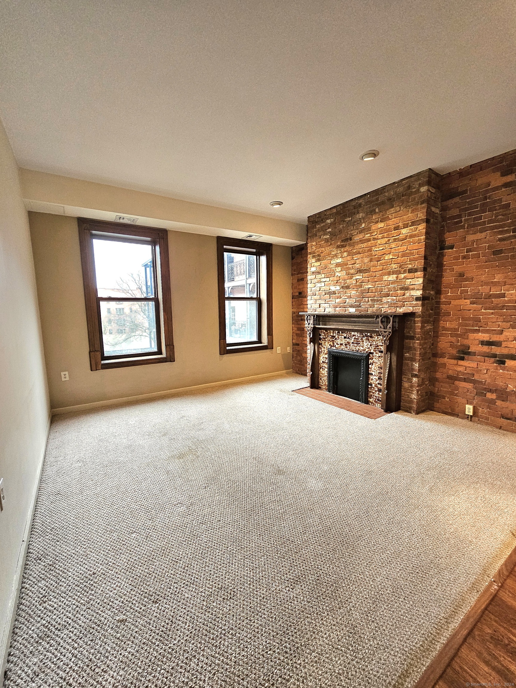 1 Linden Place APT 306