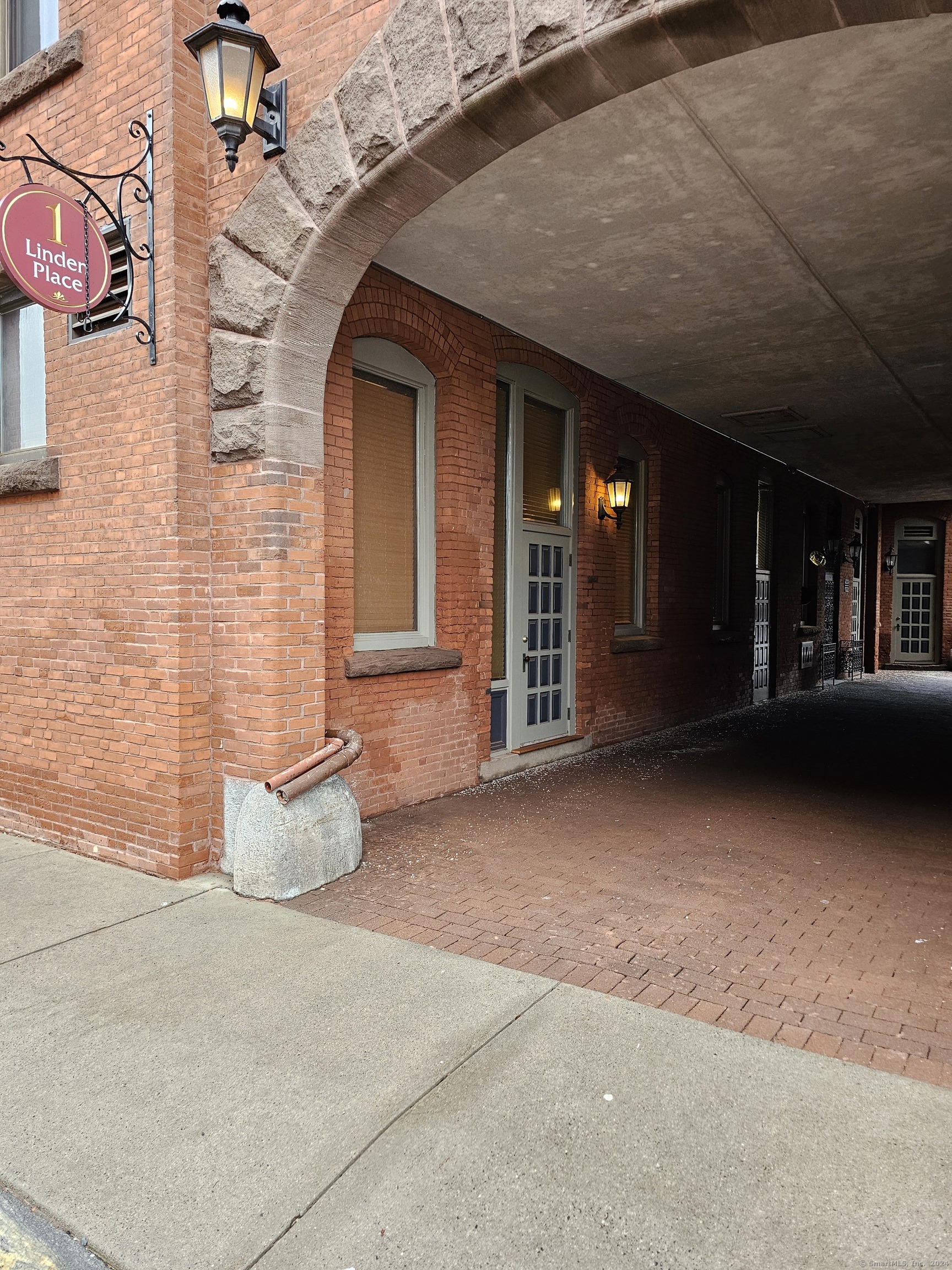 1 Linden Place APT 306