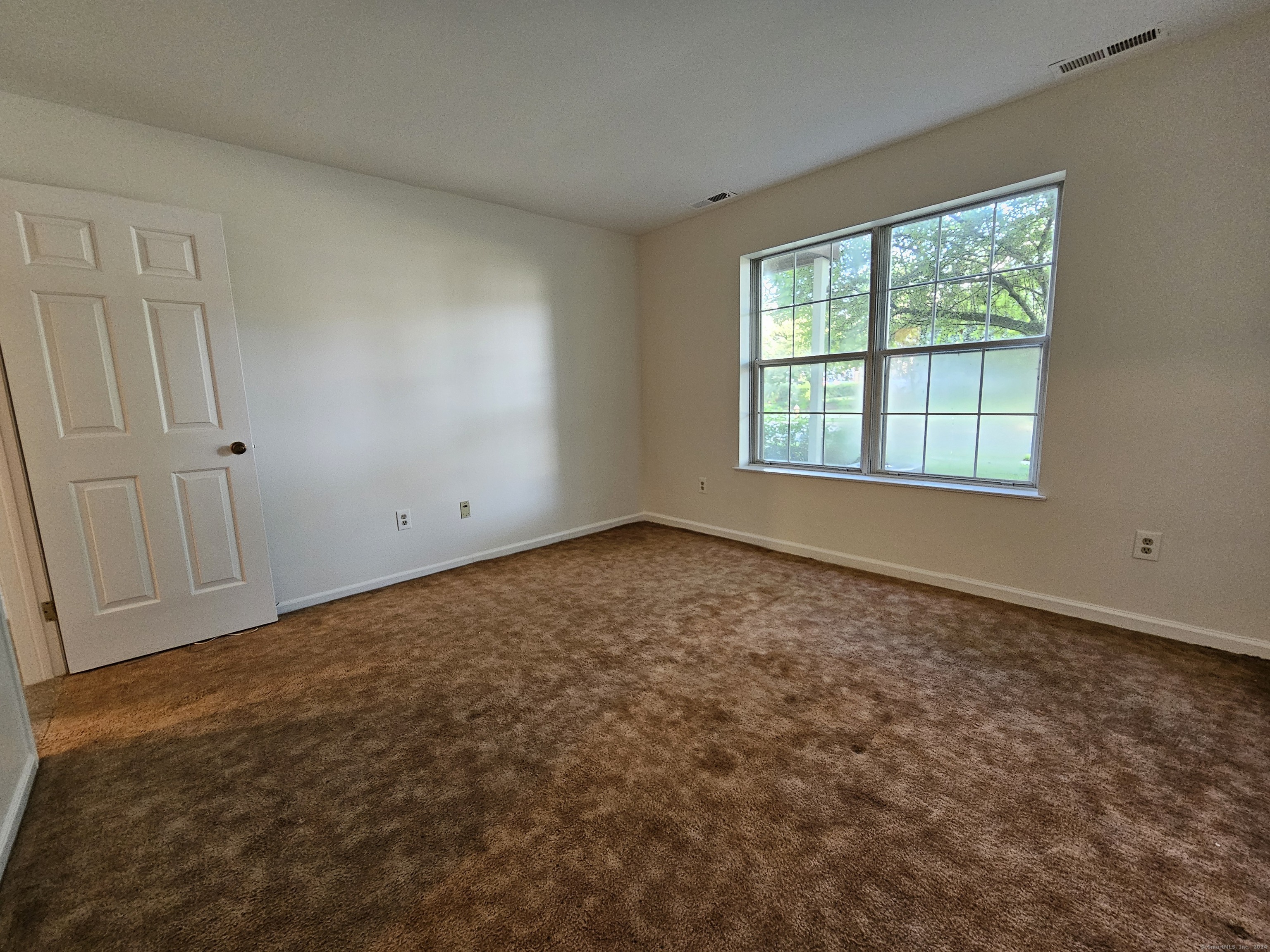 15 Janet Circle E
