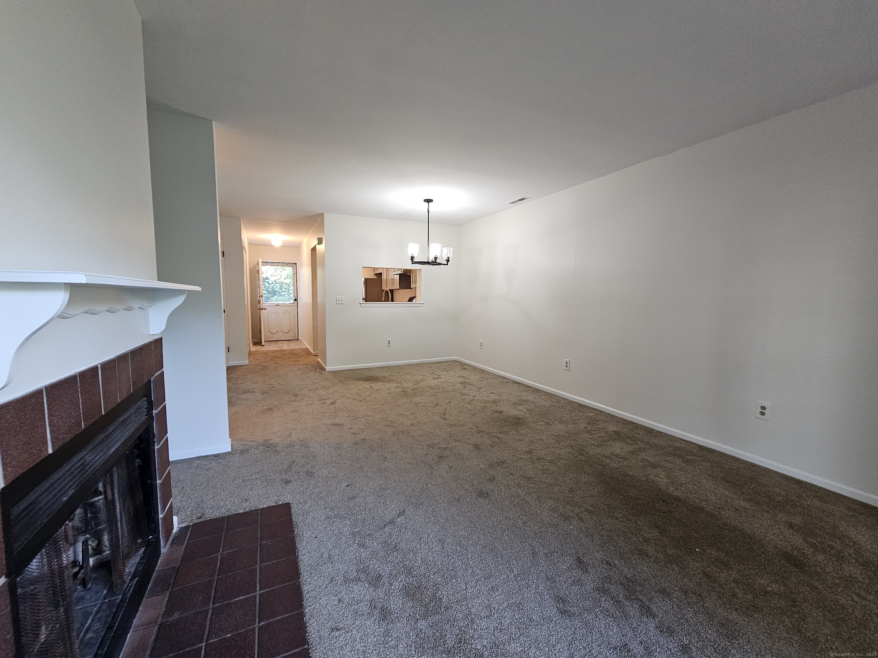 15 Janet Circle E