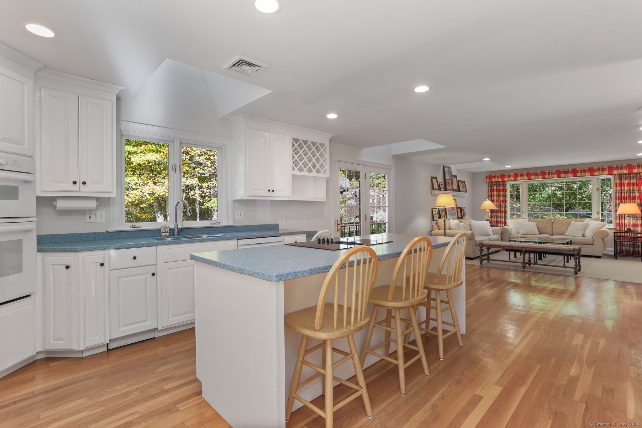 19 Oak Knoll Road