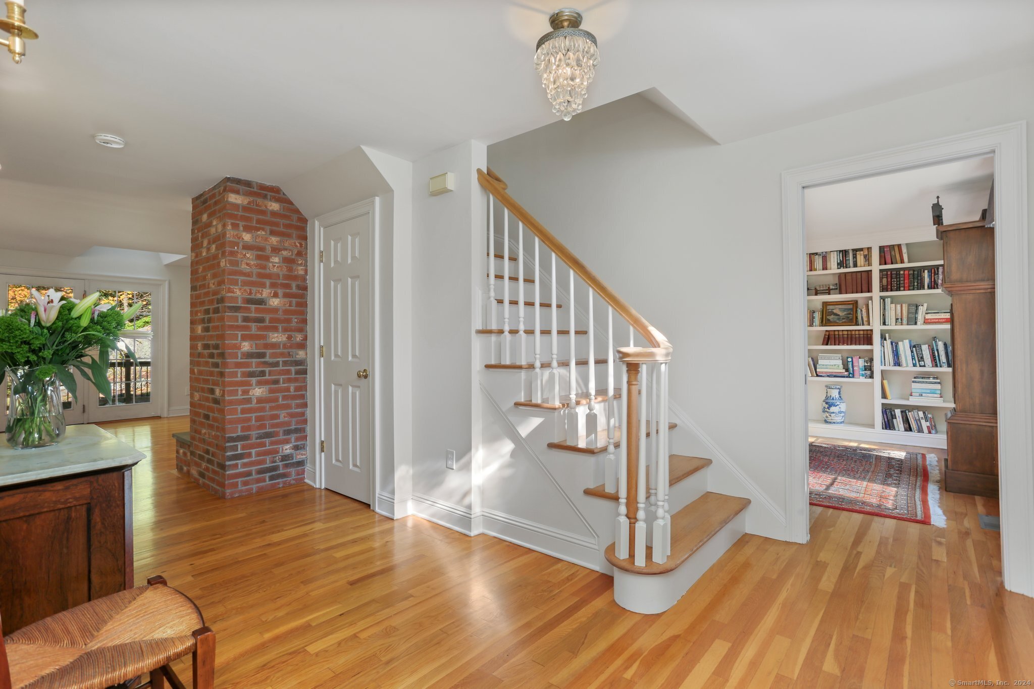 19 Oak Knoll Road