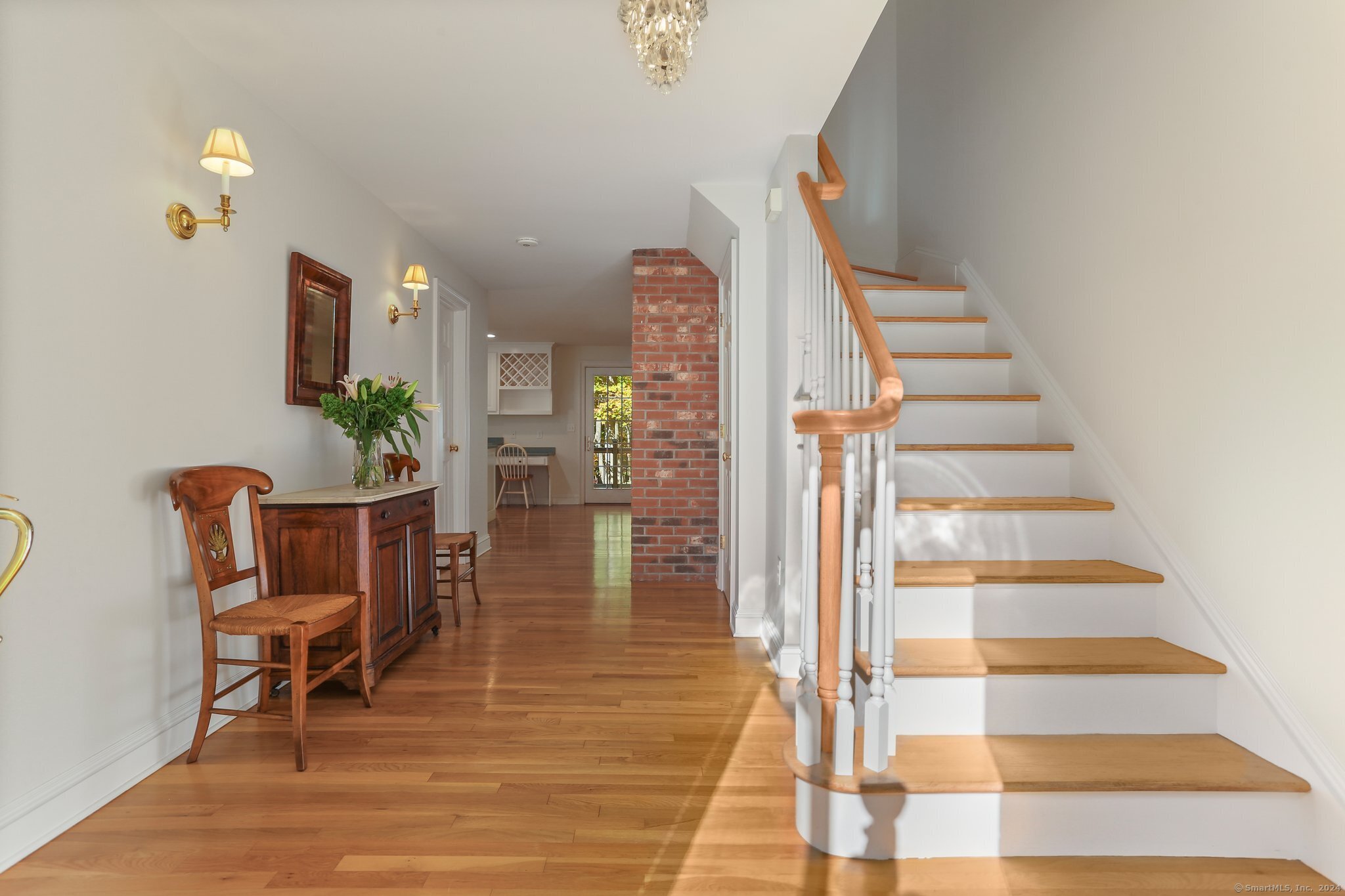 19 Oak Knoll Road