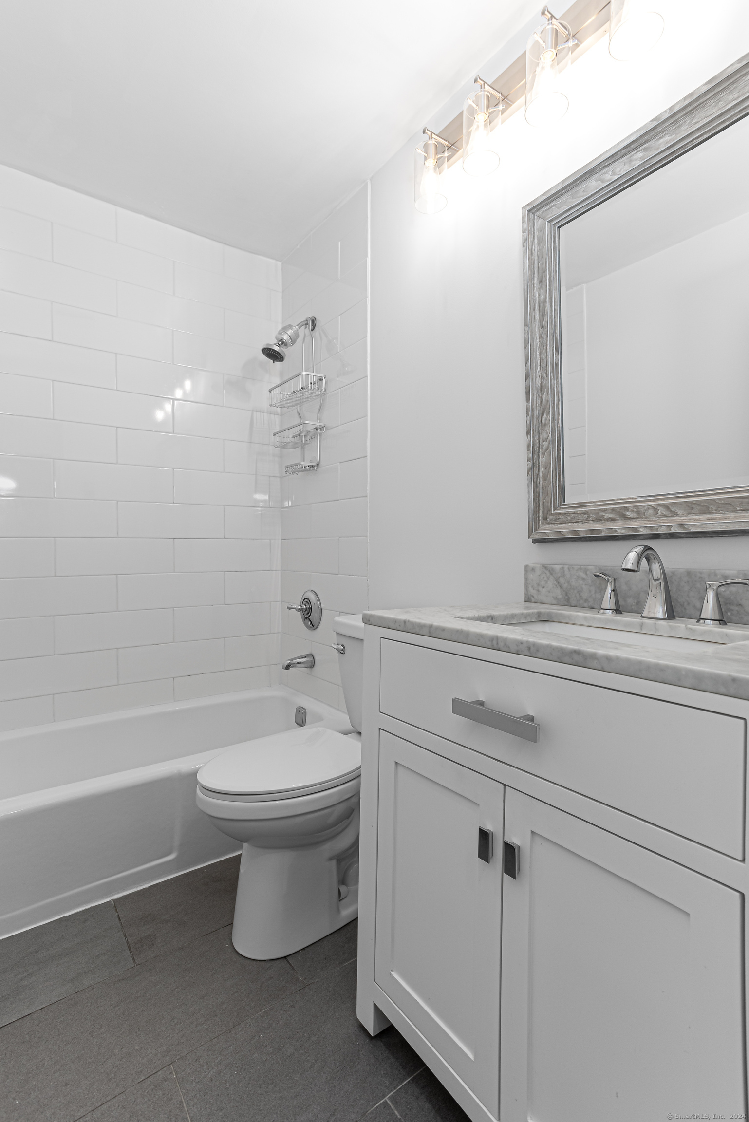 105 Harbor Drive APT 140