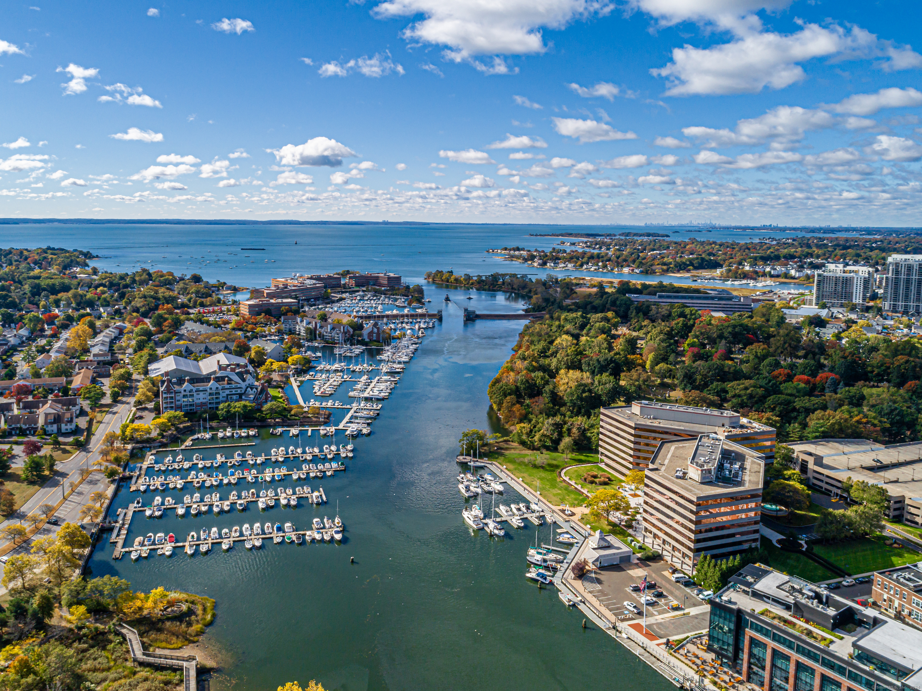 105 Harbor Drive APT 140