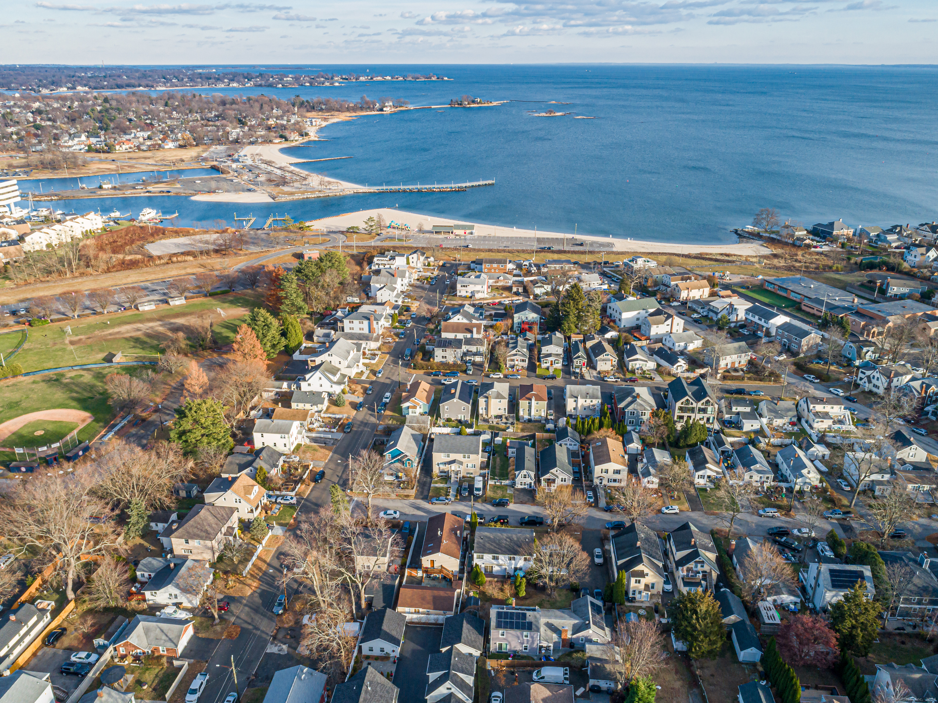 11 Mohegan Avenue