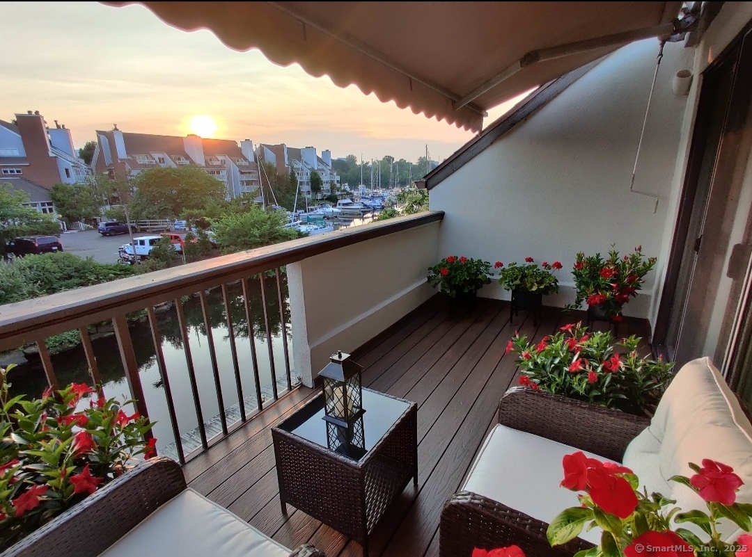 105 Harbor Drive # 112