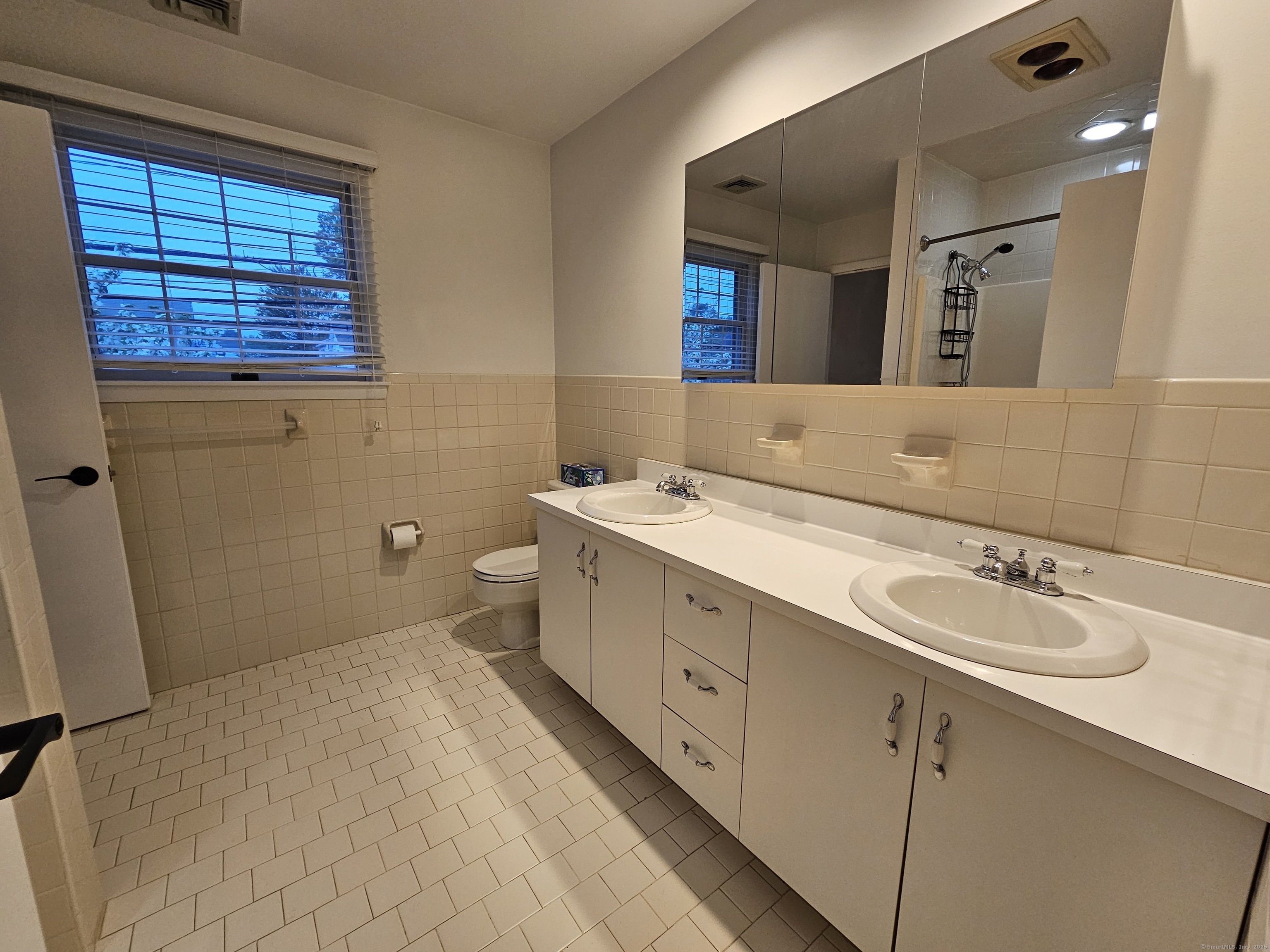 246 Seaside Avenue APT 2