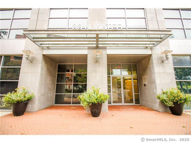 33 North Water Street 804