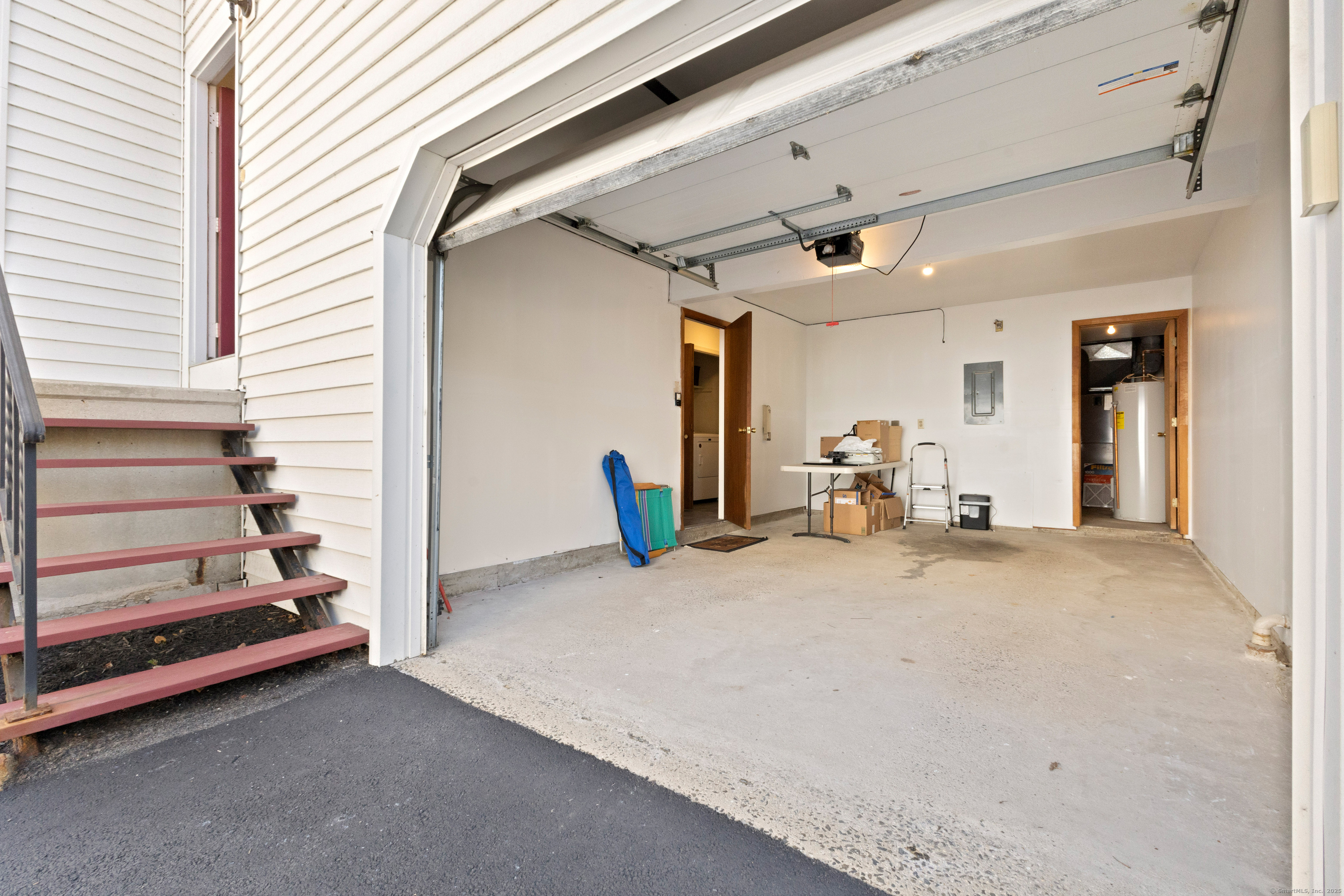 825 Hope Street 8