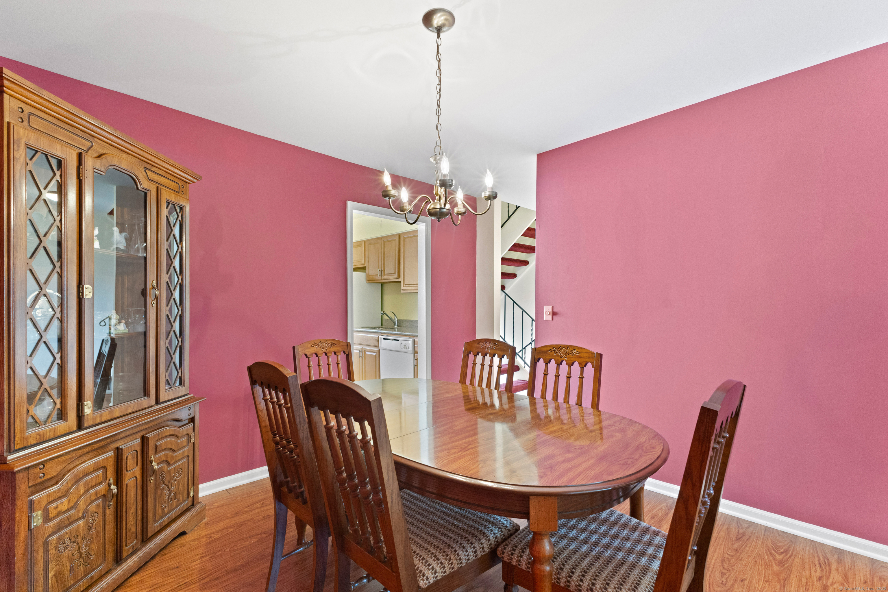 825 Hope Street 8
