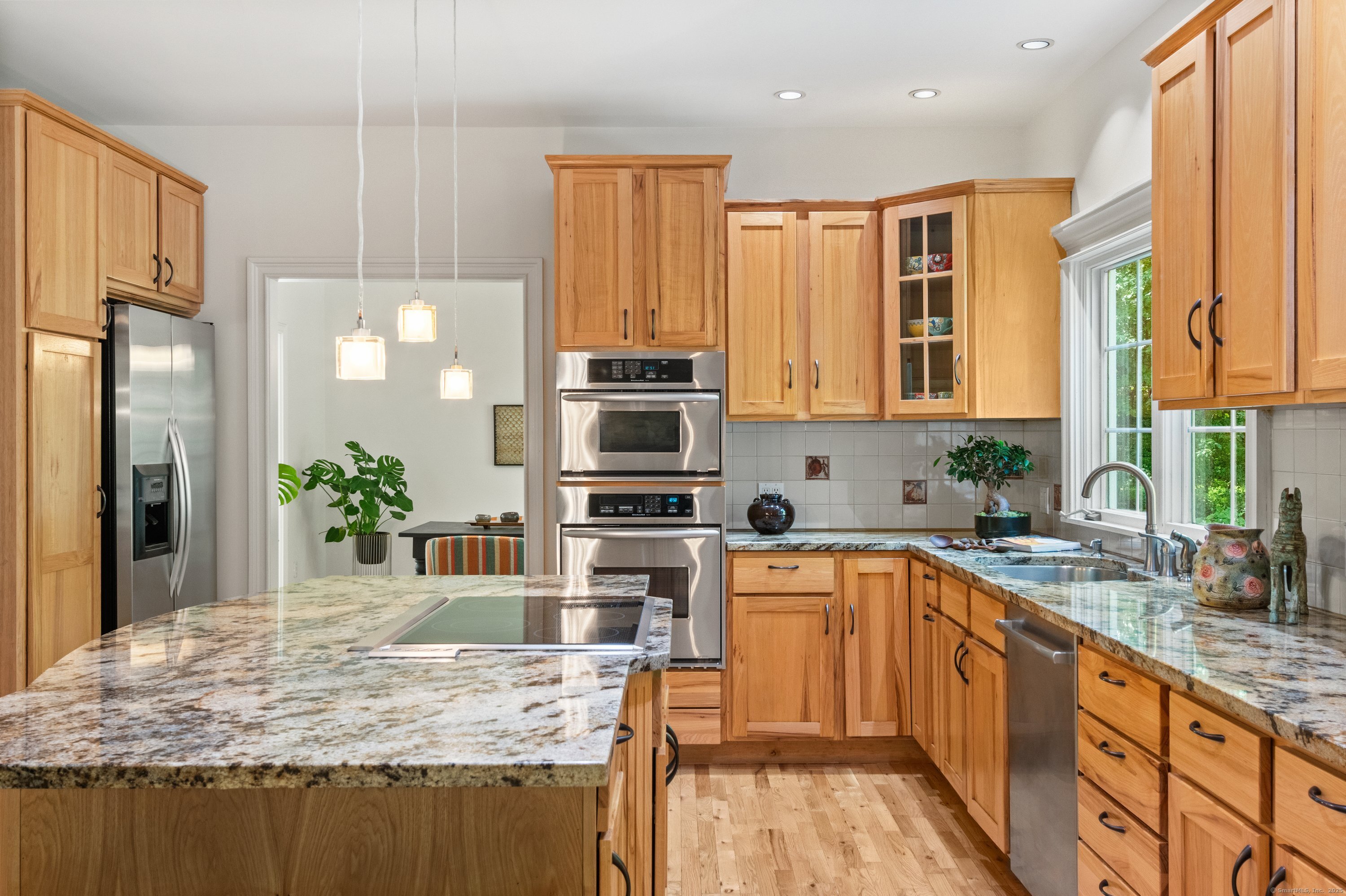 25 Samuelson Road