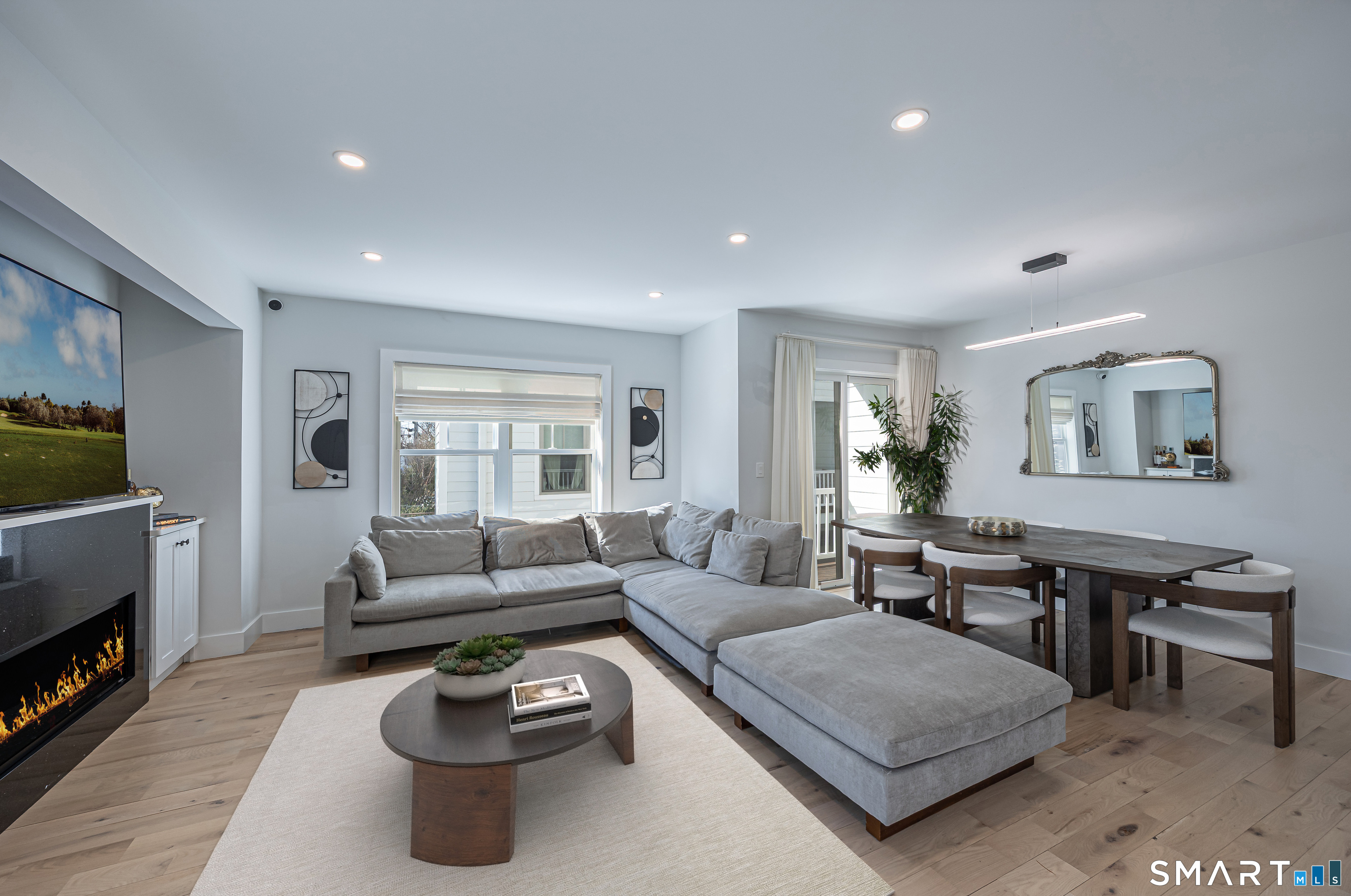 1 Howard Avenue C4