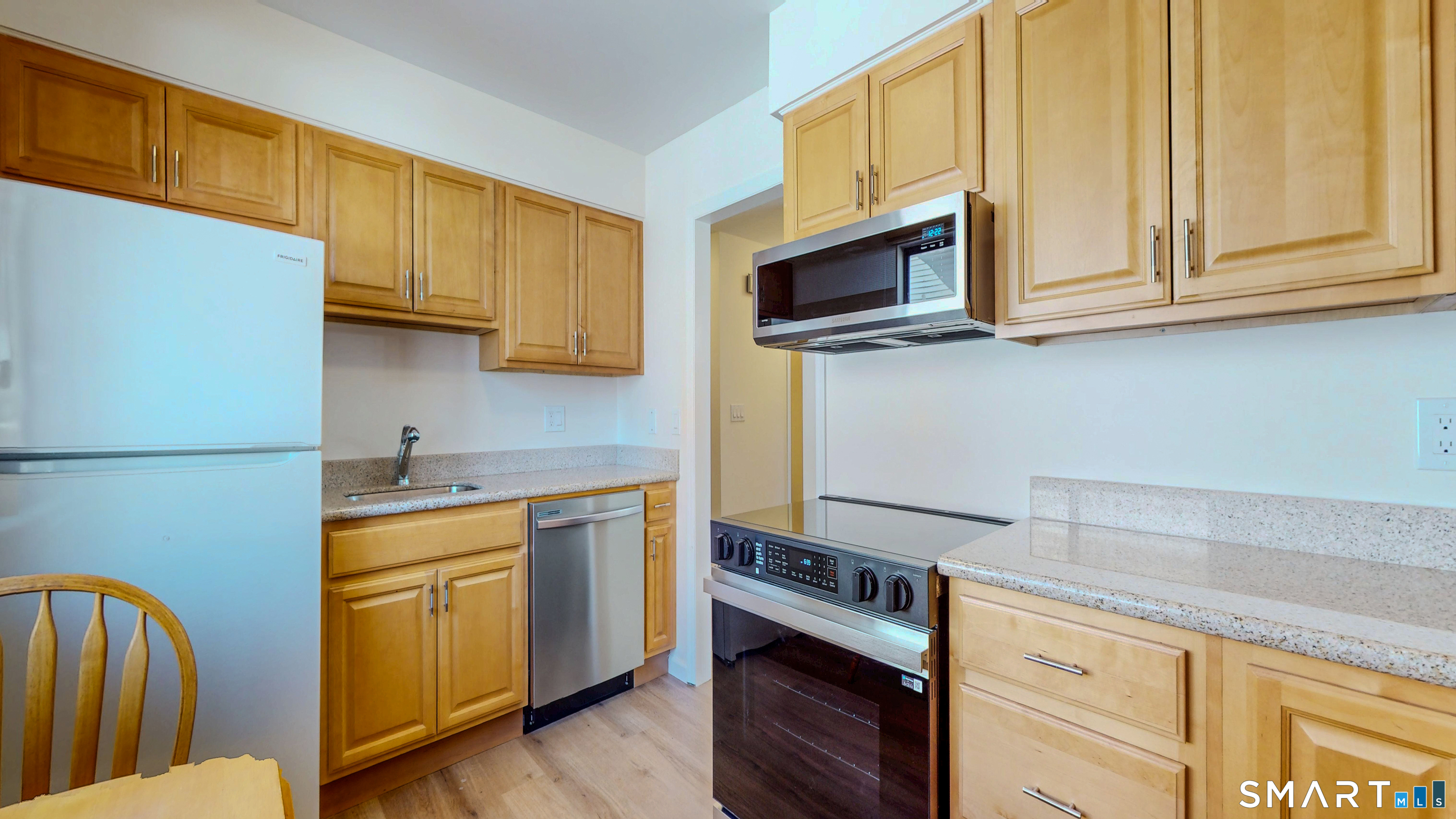 825 Hope Street Apt. 8