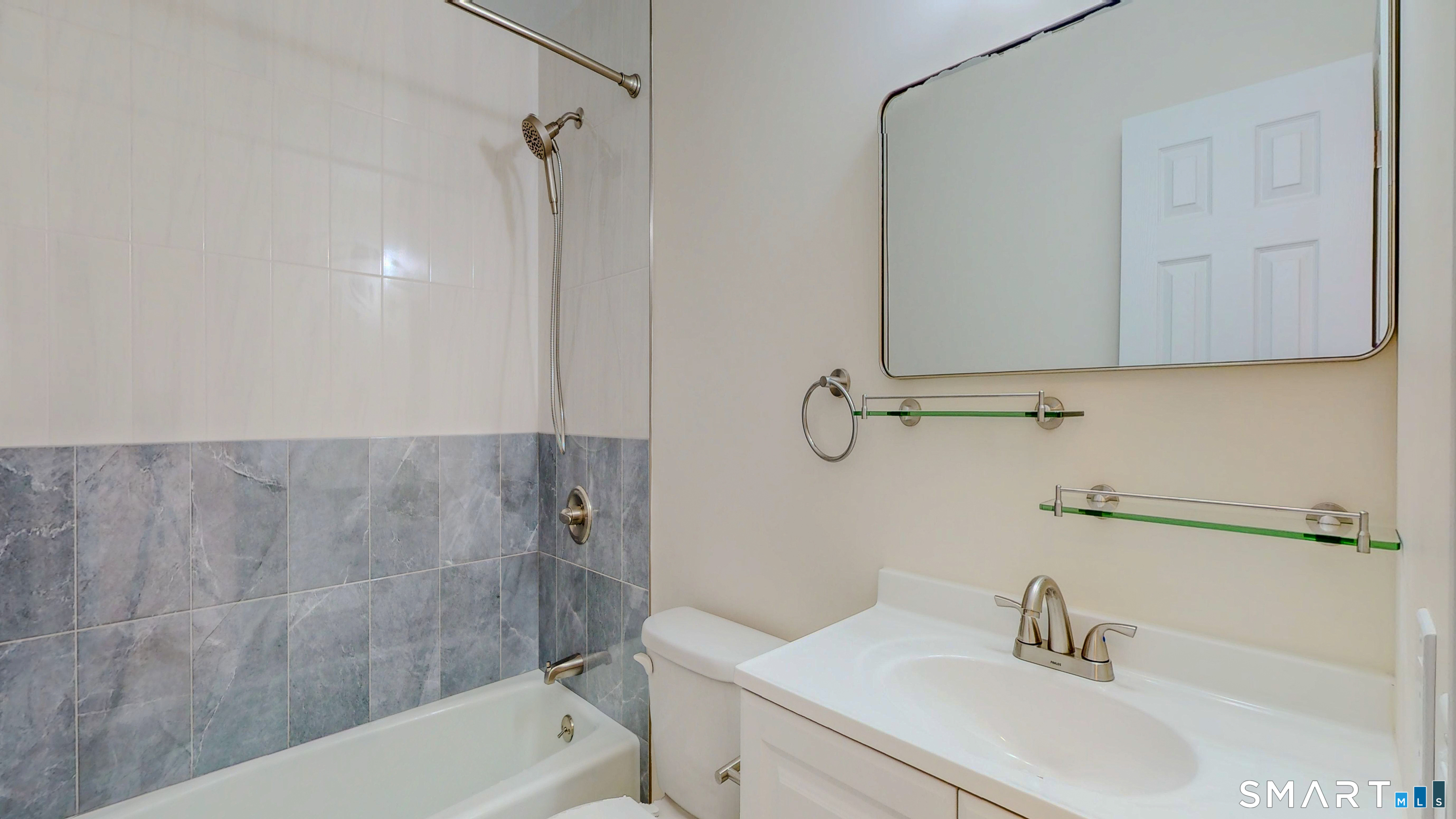 825 Hope Street Apt. 8