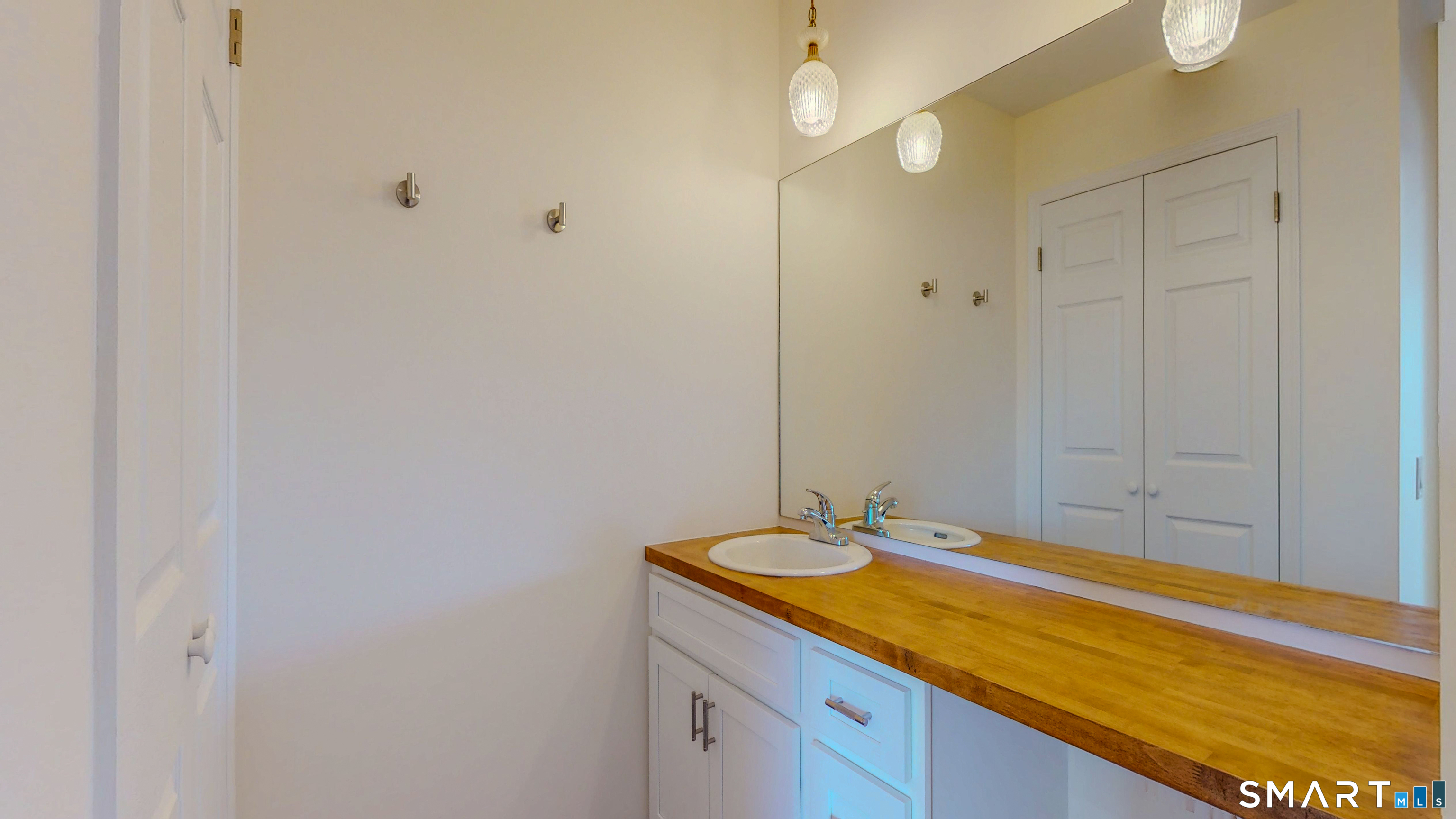 825 Hope Street Apt. 8