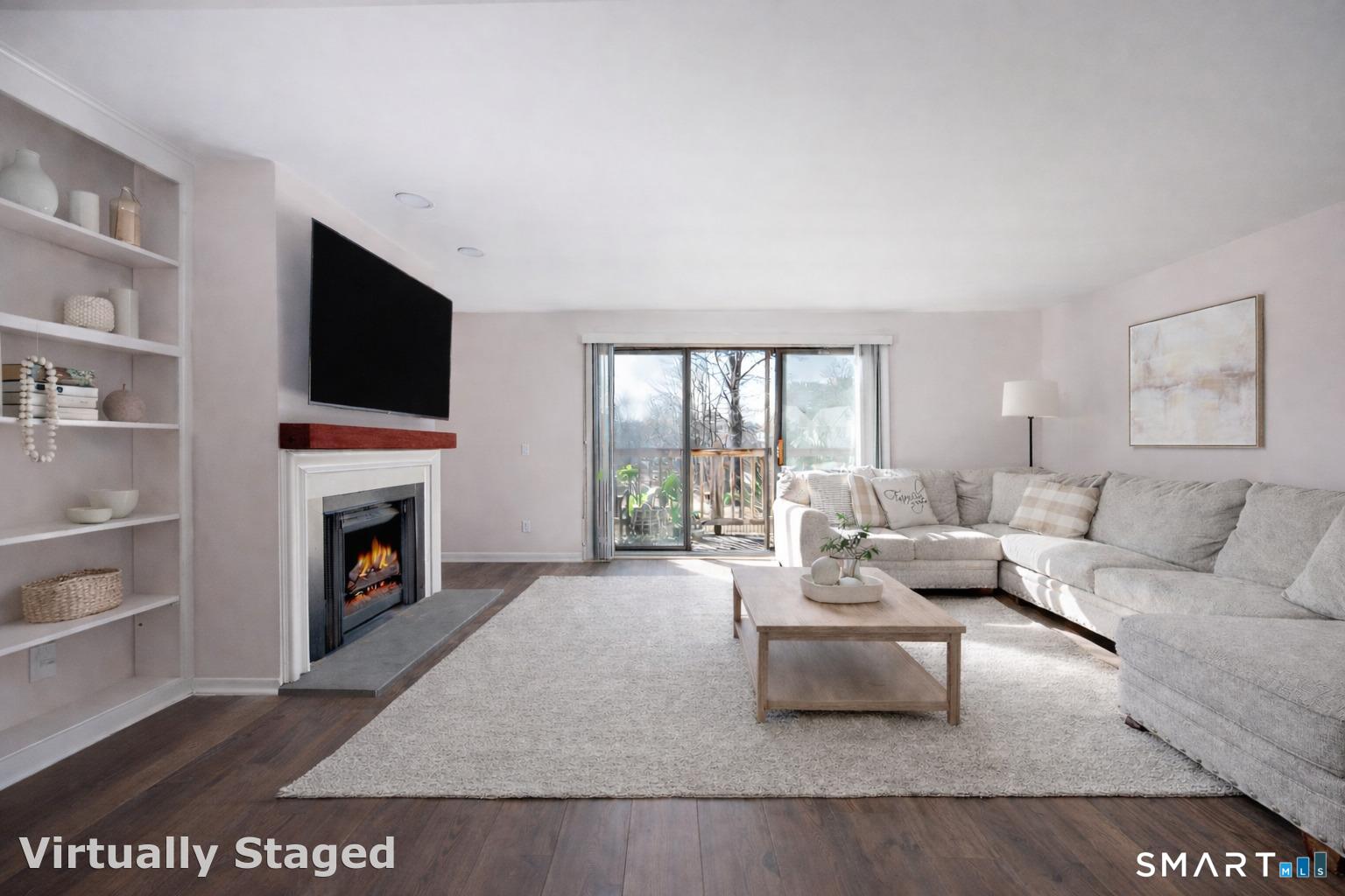 237 Strawberry Hill Avenue APT 27