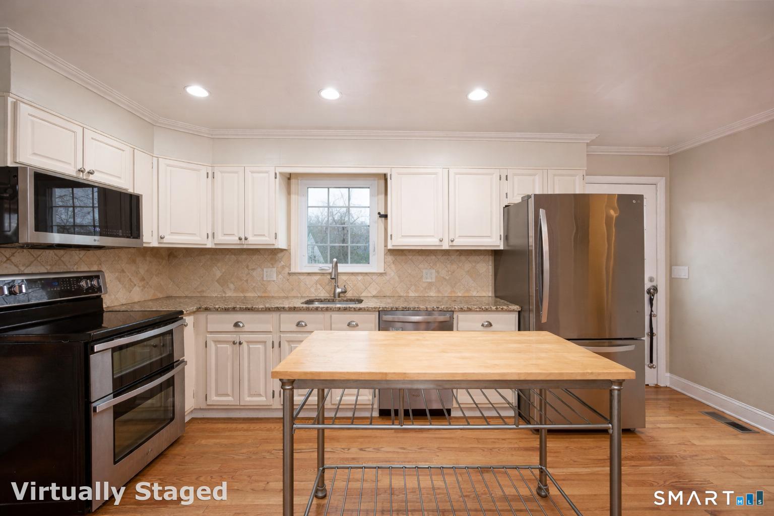 23 Sachem Street