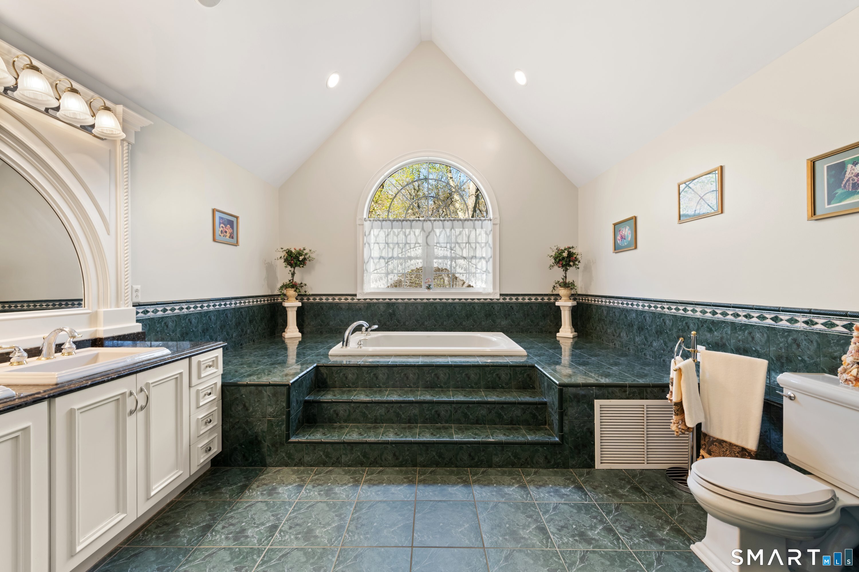 420 Summer Hill Road
