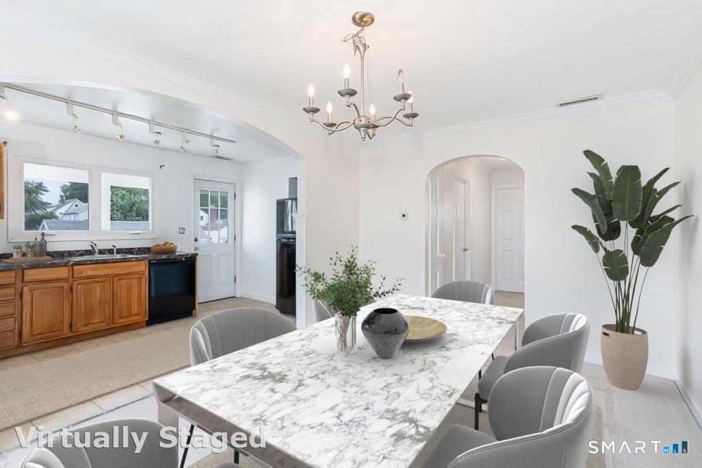 16 Burwood Avenue Unit: 2