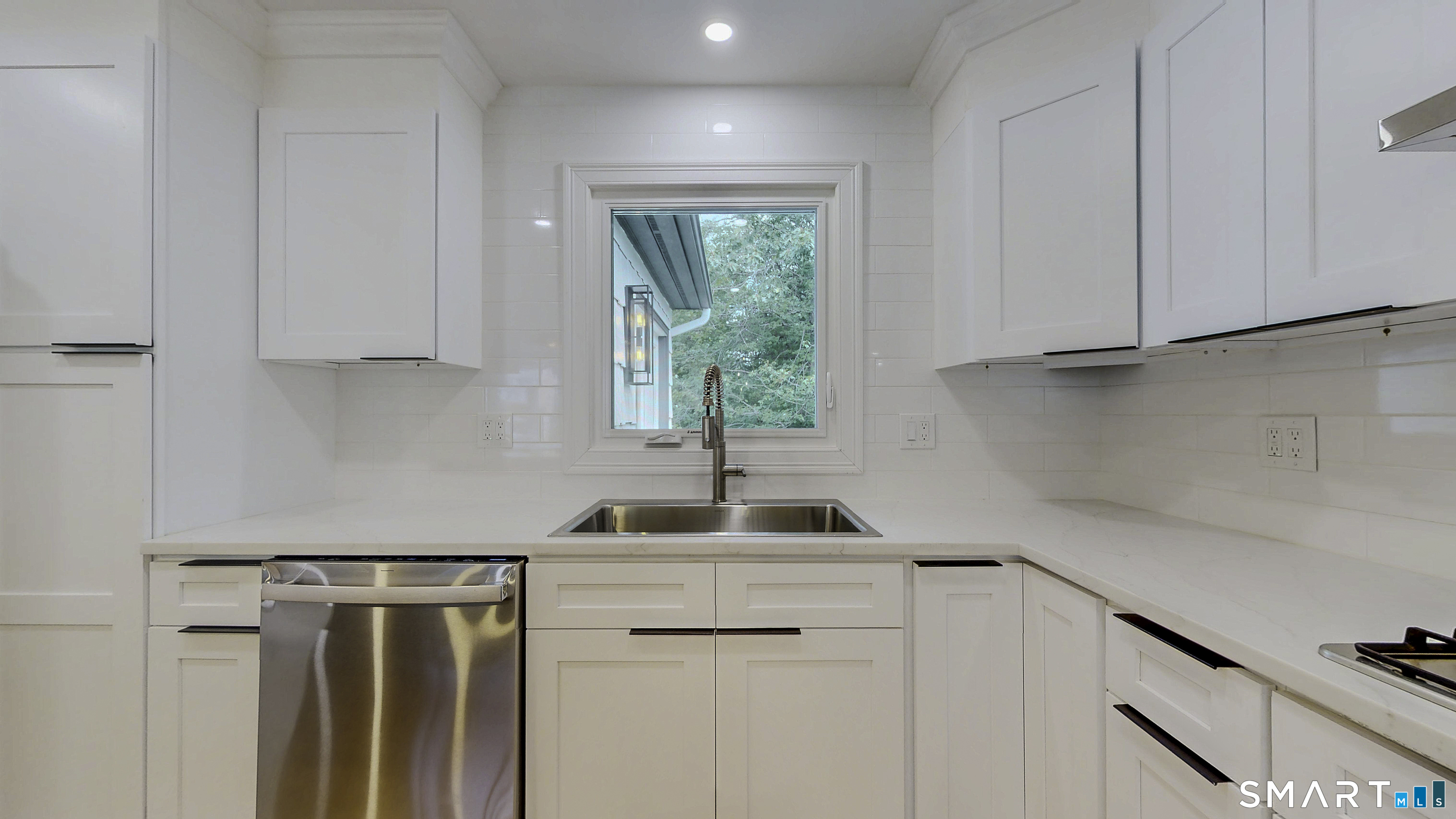 36 Great Meadow Road
