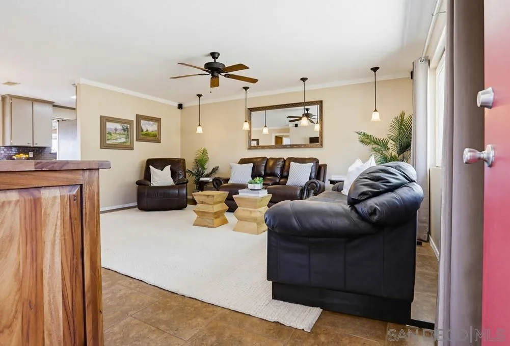 28185 Valley Center