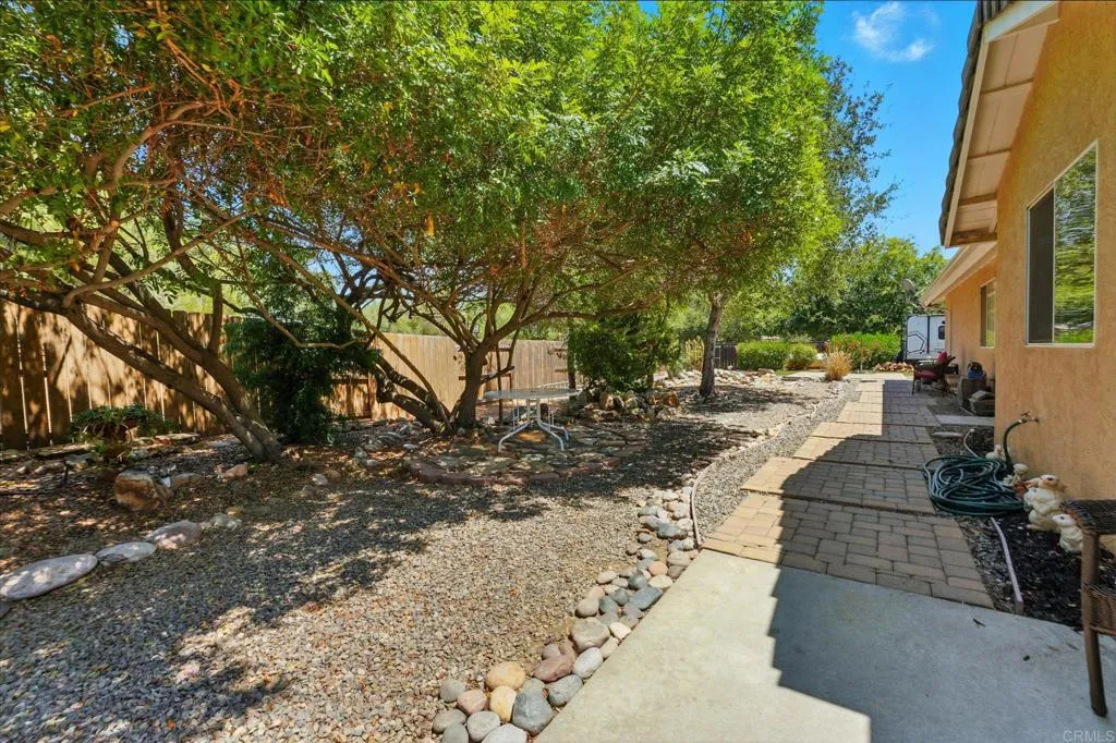 23502 Bassett Way