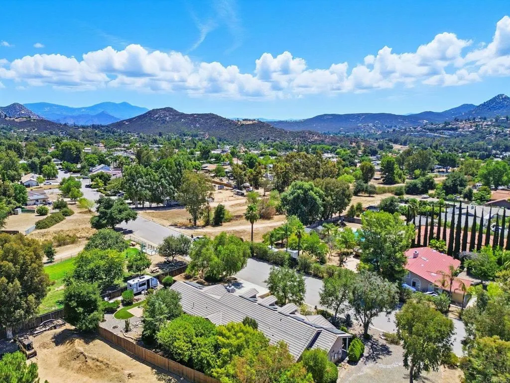 23502 Bassett Way