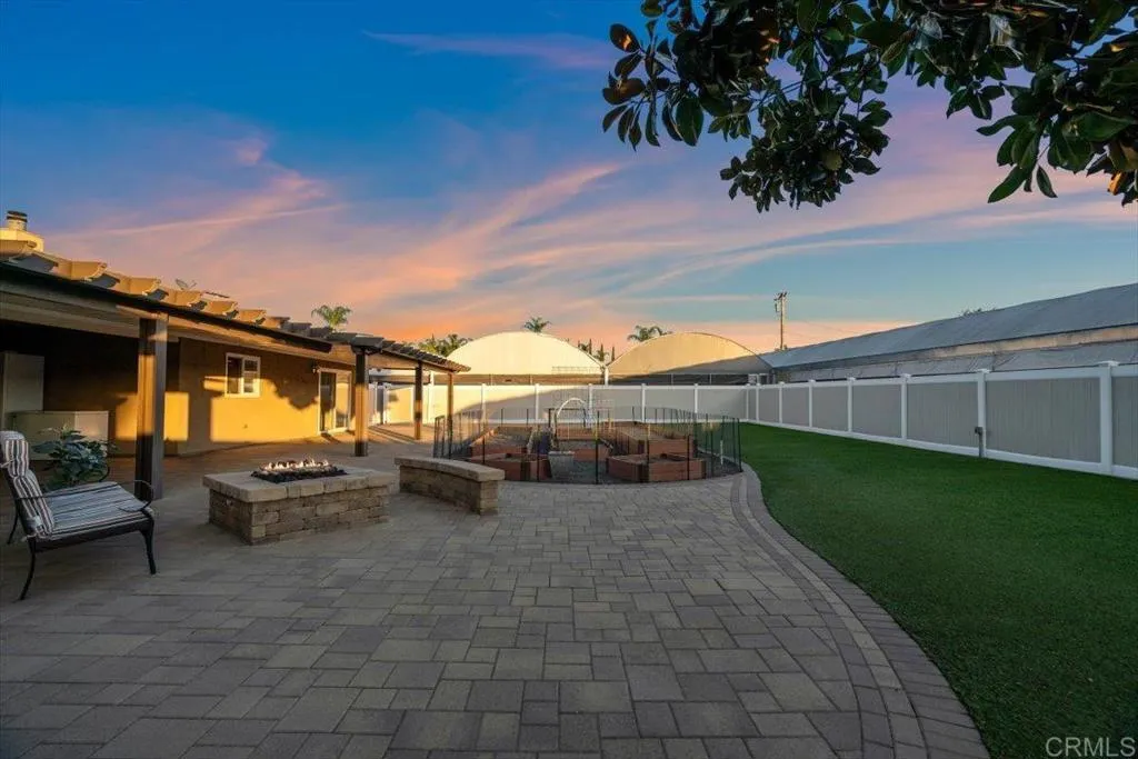 13815 Hilldale Road, Valley Center