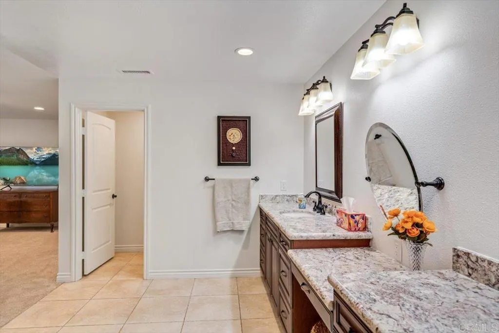 13815 Hilldale Road, Valley Center