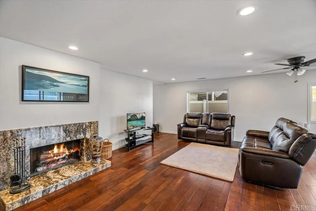 13815 Hilldale Road, Valley Center