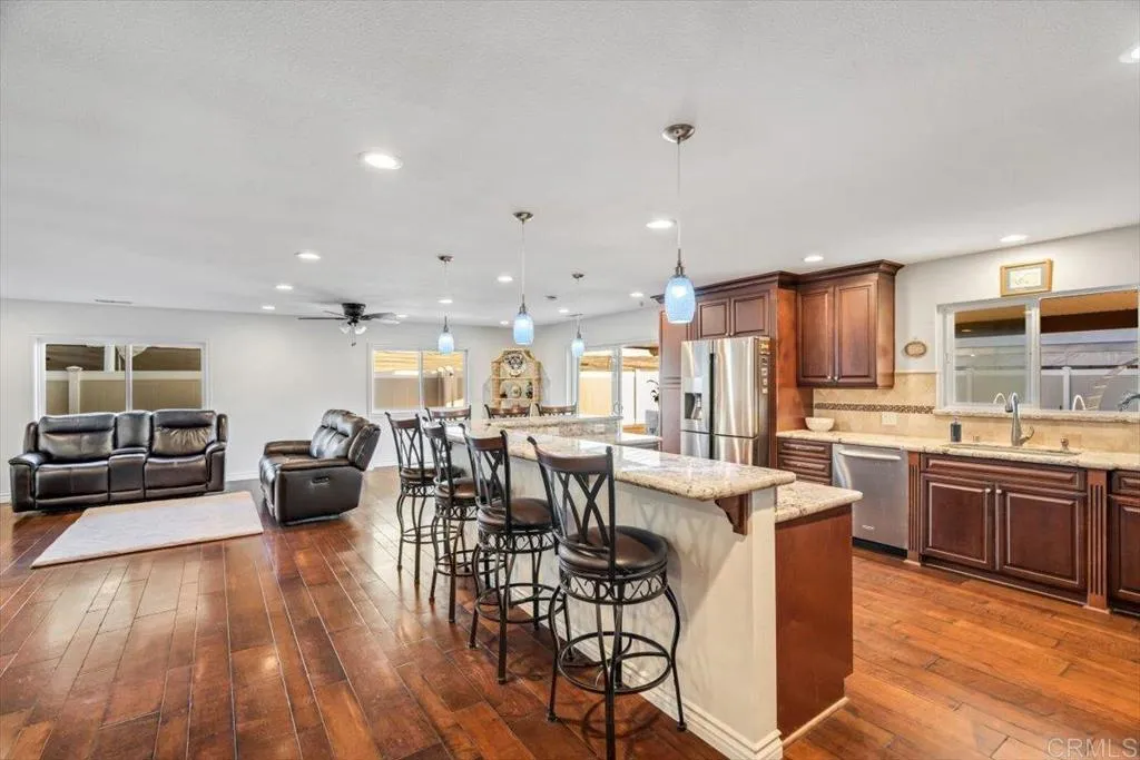 13815 Hilldale Road, Valley Center