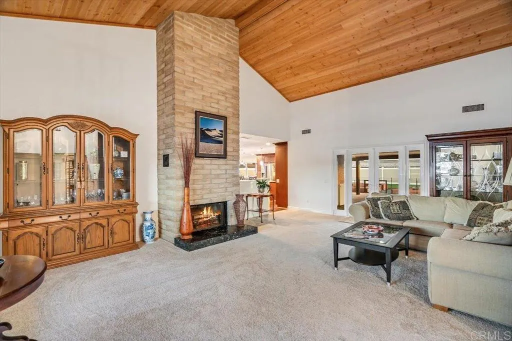 13815 Hilldale Road, Valley Center