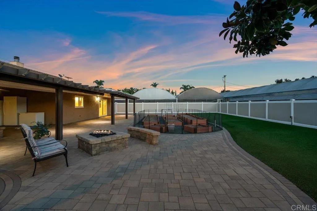 13815 Hilldale Road, Valley Center