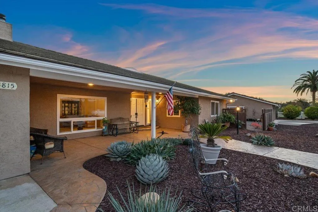 13815 Hilldale Road, Valley Center