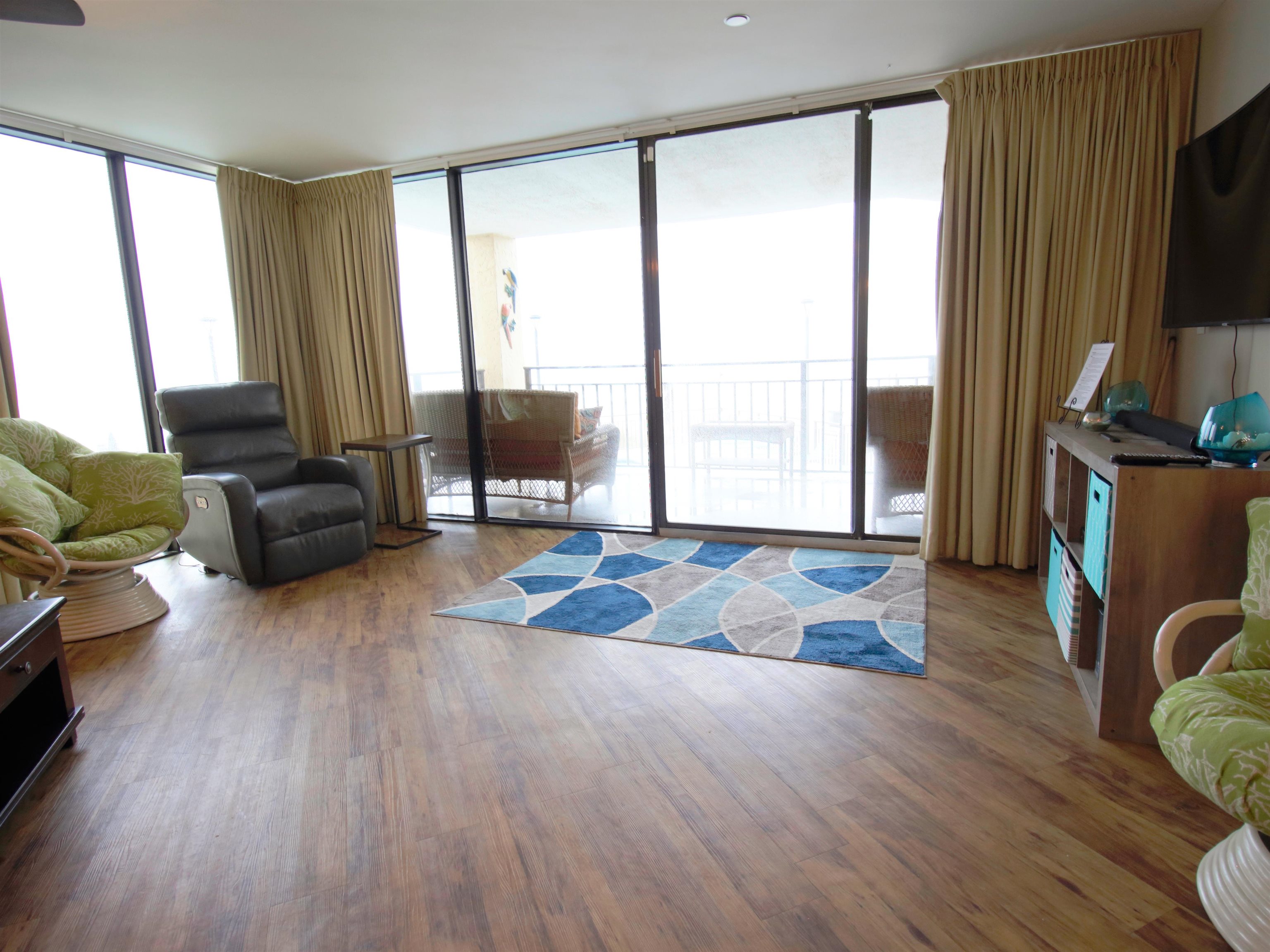 1620 N Waccamaw Dr. Unit: 114