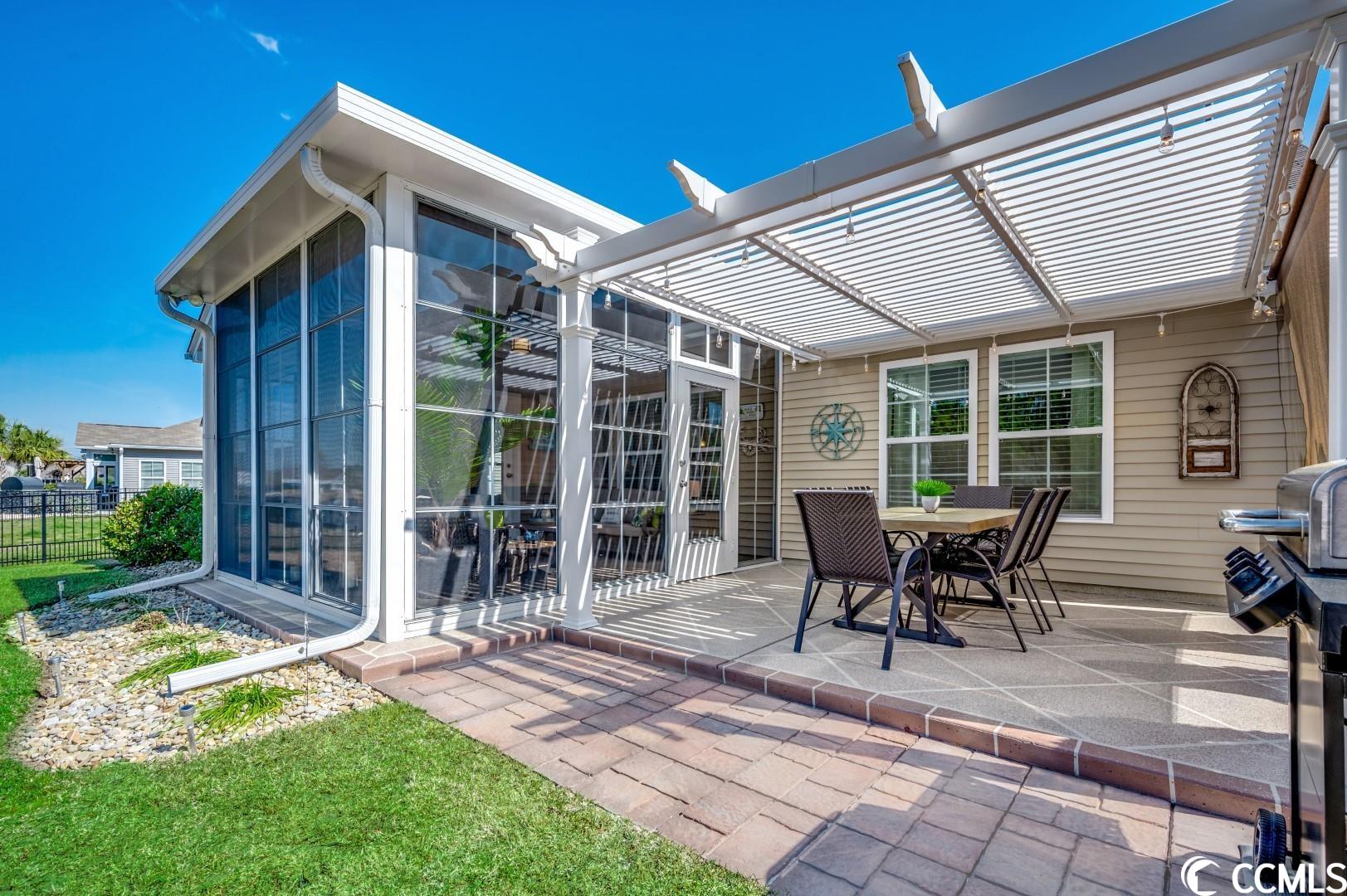 834 Devon Estate Ave.